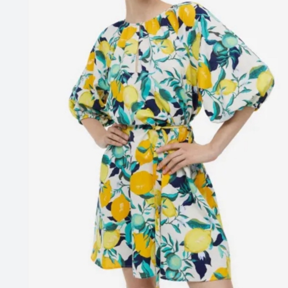 H & M Tie-belt, Lemon print 100% cotton Dress with belt size M